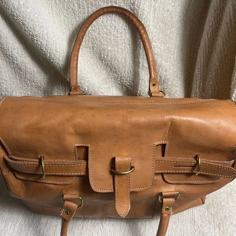 Classic Tan Leather Duffel travel weekender Bag gold tone hardwares